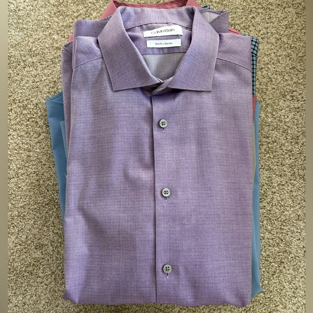 Calvin Klein Men’s Slim Fit Non Iron Dress Shirt 15.5 34/35 (Medium)